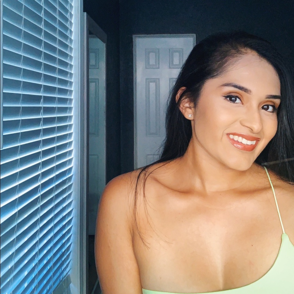 Meet your posher Bella !!:)